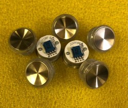 Кнопка A4N145160 Otis (RL круговая двойная сине-красная индикация, разъем AMP для MCS220)